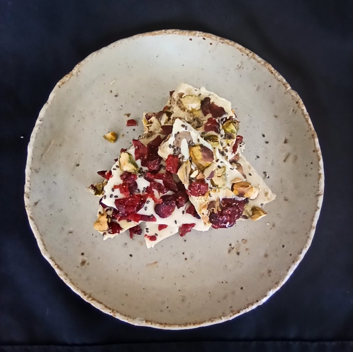 White Chocolate Barks with Earl Grey, Cranberry & Chia Seeds